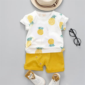 Pineapple Print Short-sleeve Tee and Shorts Set