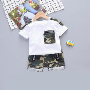 Camo Print Short-sleeve Tee and Shorts Set