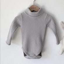 Charger l&#39;image dans la galerie, Ribbed Turtleneck
